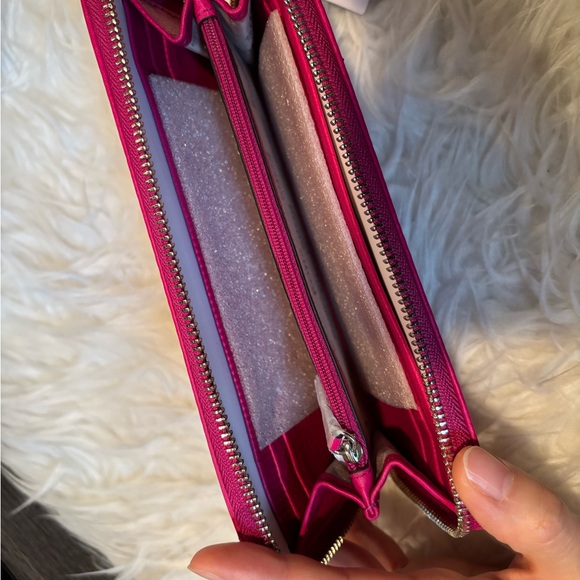 Michael Kors Fuchsia Wallet - Picture 3 of 4